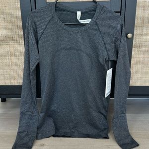 NWT- Lulu swiftly Speed LS * SHINE*